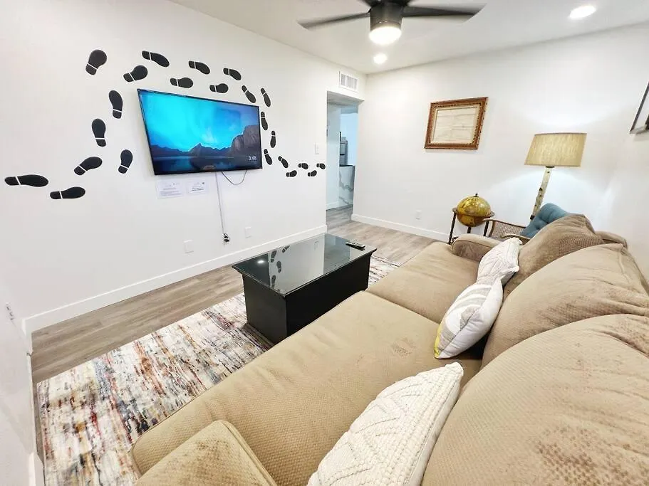 Urban Explorer: 2Br Asu & Mill Темпе Апартаменты